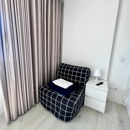 Homestay Moreira's 284 *